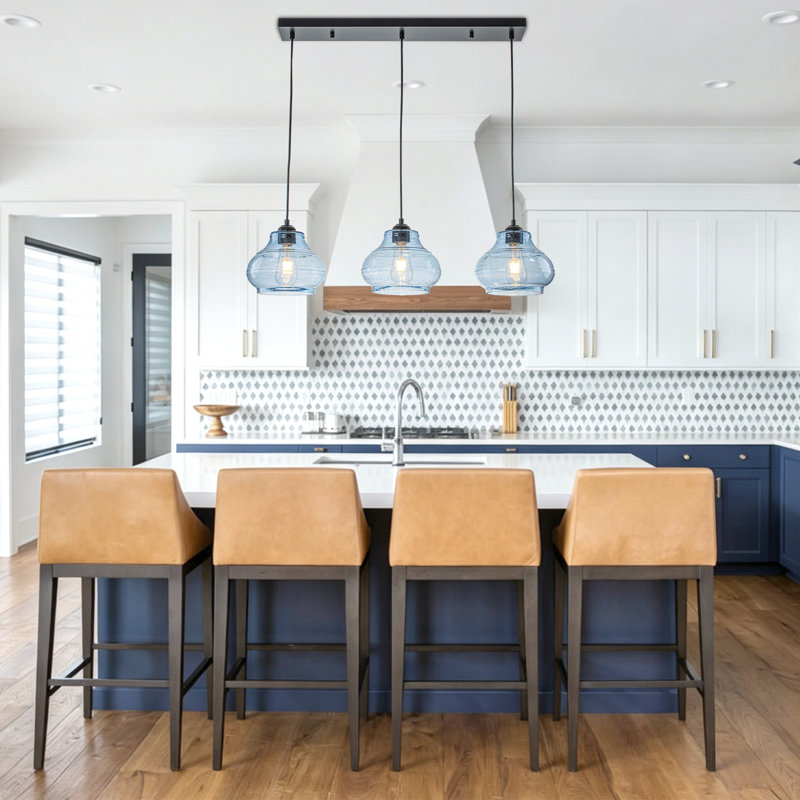Suspension linéaire à 3 lumières pour îlot de cuisine, lustre moderne noir mat réglable avec abat-jour en verre bleu bullé fabriqués à la main