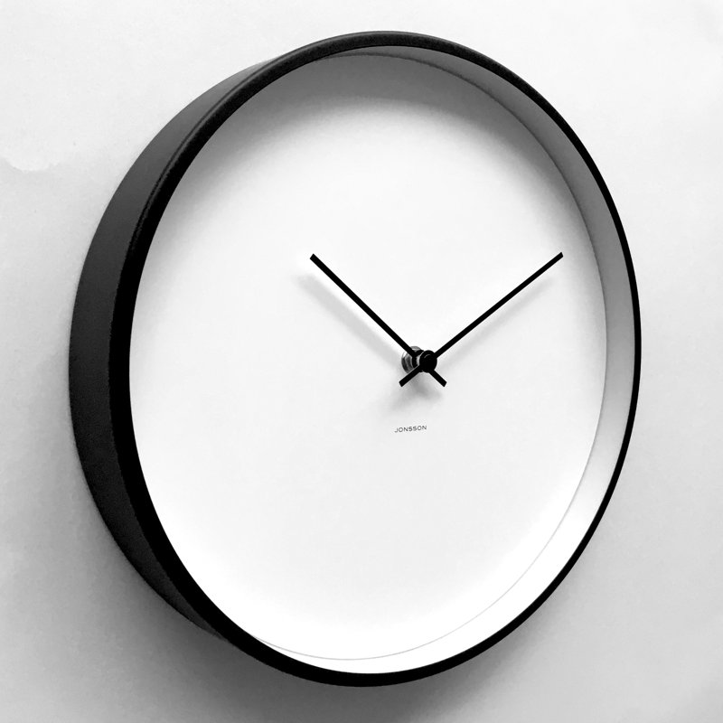 Horloge murale 11,5 po Nada, Noir / blanc