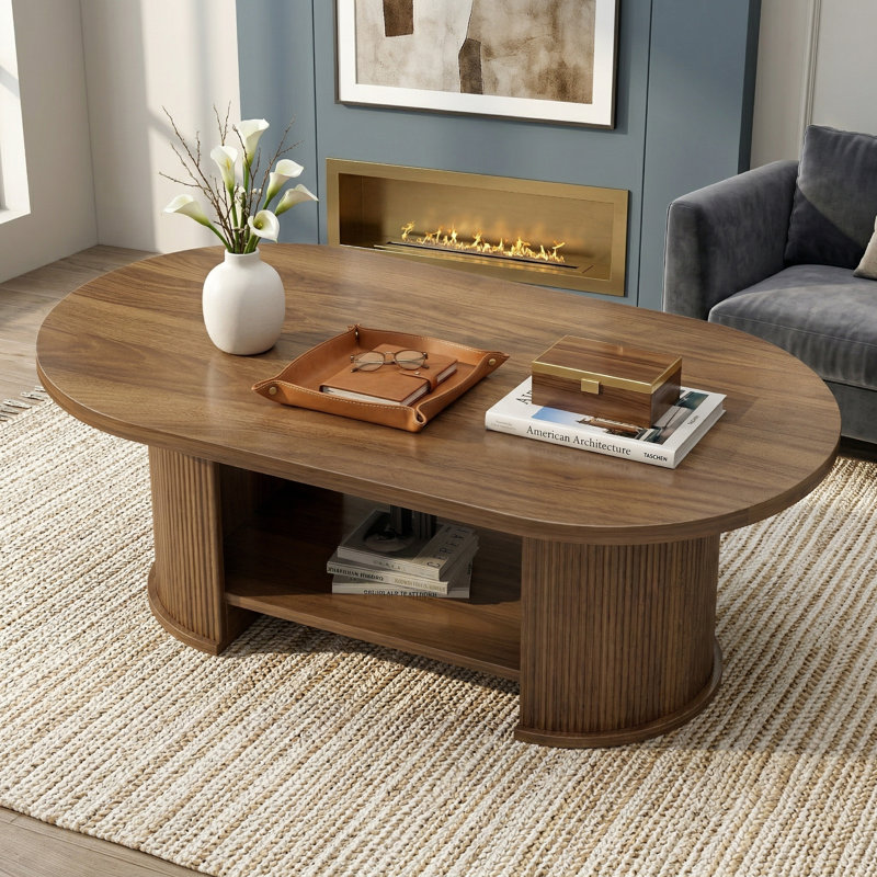 Table basse 47 po ovale cannelée avec tablette de rangement, finition noyer