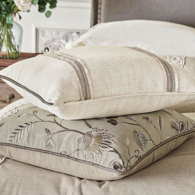 Rosecliff Pillow Cover & Insert, Rectangle 16"H x 22"W, White