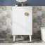 Meuble-lavabo de 20 po avec lavabo en céramique, ensemble de meuble-lavabo simple autoportant avec porte à fermeture douce, poignées chic en demi-lune, style français, blanc-778577100