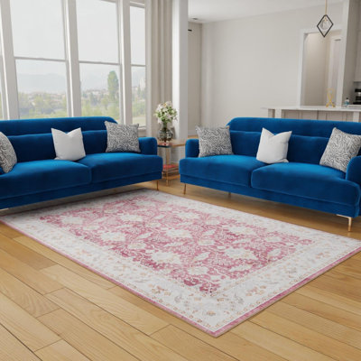 Traditional Guljan Area Rug Burgundy Red Colour