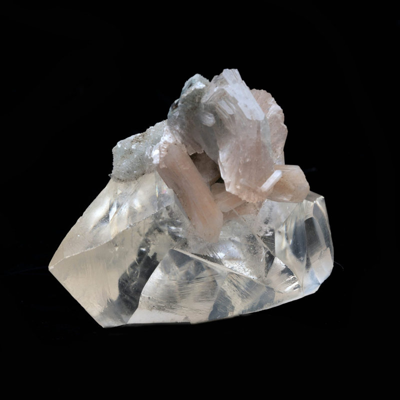 Calcite avec stilbite et heulandite verte de l'Inde