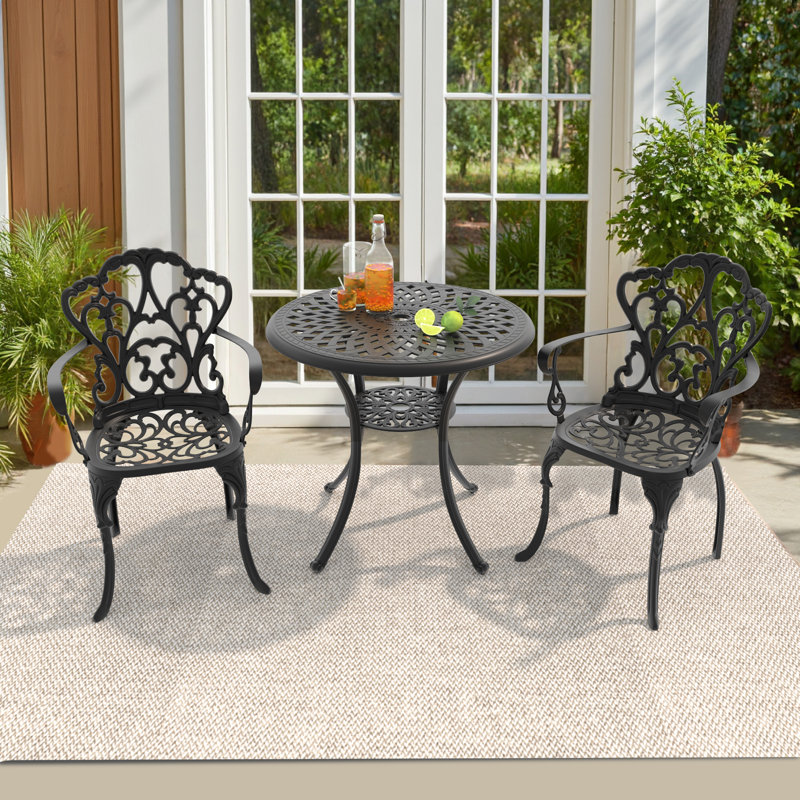 Ensemble de salle à manger bistro 3 pièces, table ronde de 78 cm avec trou pour parasol et 2 fauteuils avec coussins beiges