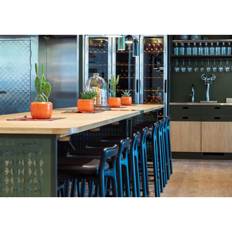 Branca Bar Stool, Black