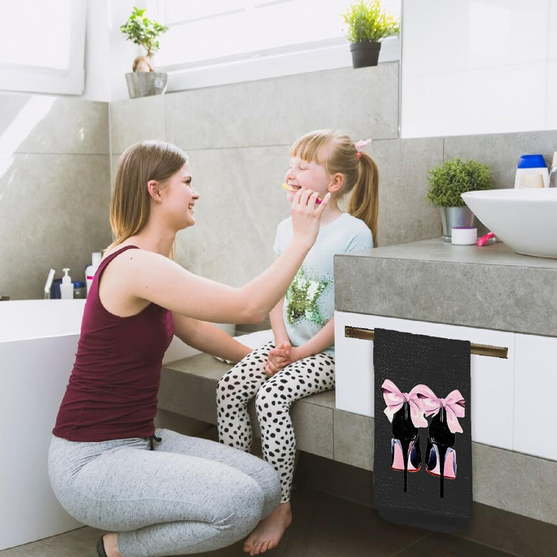 Ensemble de 2 serviettes de bain noires et roses pour salle de bain