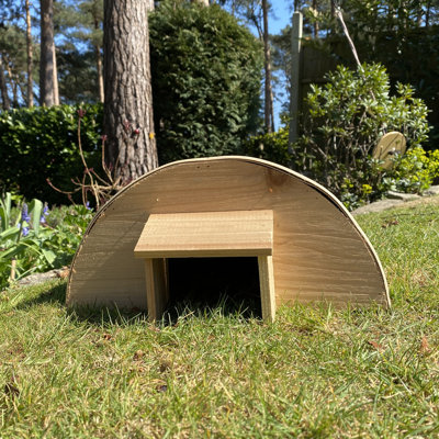 Pugsley Freestanding Hedgehog House