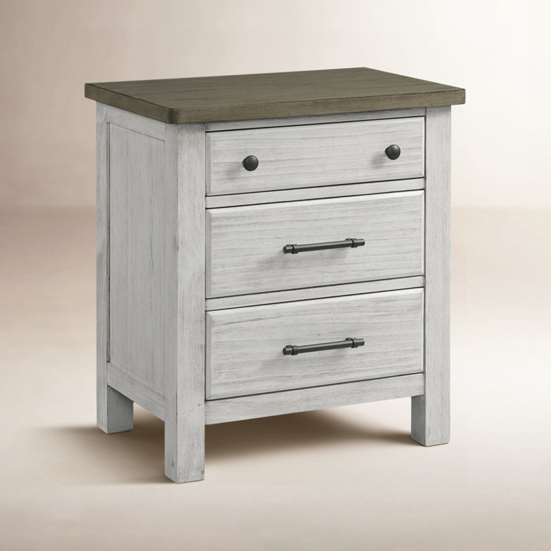 Arnell 3 - Drawer Nightstand in White/Brown