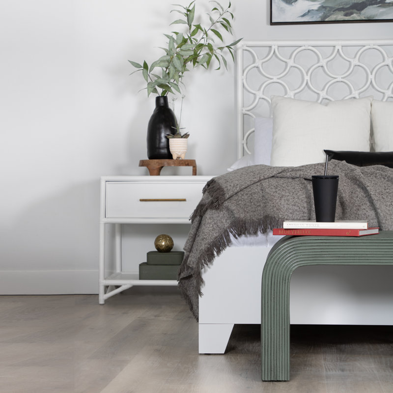 Mar Bed, Extra-long Twin, White