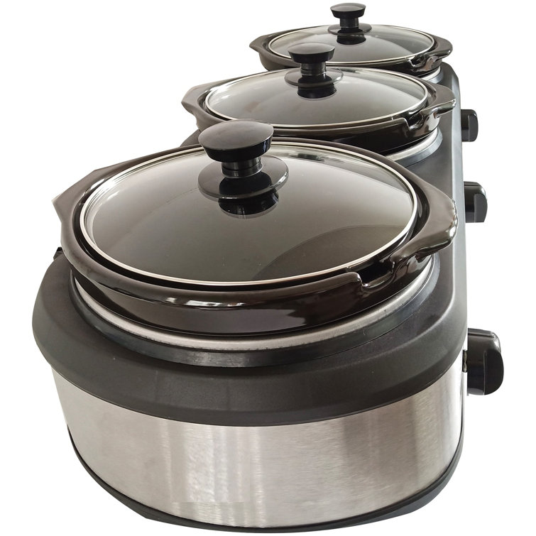 Frigidaire 420-Watt Triple Slow Cooker and Buffet Server with Three  2.5-Quart Ceramic Pots