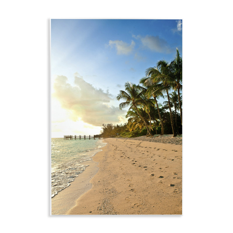 «Sandy Footprints Shore» par Susan Bryant, H 15 po x l 10 po