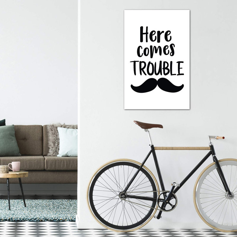 «Here Comes Trouble Novelty», reproduction d'art textuel, Toile tendue, Pas de tapis, H 40 po x l 26 po x P 1,5 po