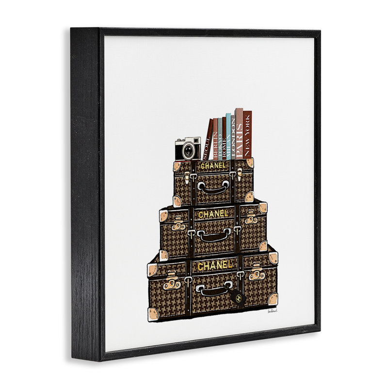 Giclée de voyage, livres et bagages rétro, design par Amanda Greenwood, Giclée encadrée noir minuit, H 24 po x l 24 po