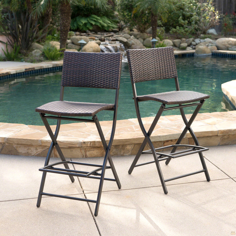 Chaise pliante en osier pour l'extérieur