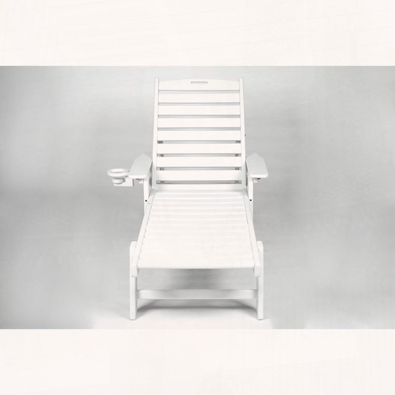 Chaise longue surdimensionnée en PEHD avec inclinaison à 5 positions, roues et porte-gobelet, Blanc