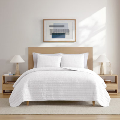 Ensemble de courtepointe en microfibre délavée 3 pièces Swift Home
