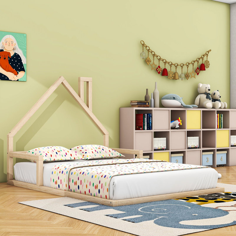 Lit en bois en forme de maison avec cheminée, Naturel, Double