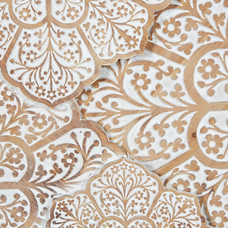 Décoration murale en bois