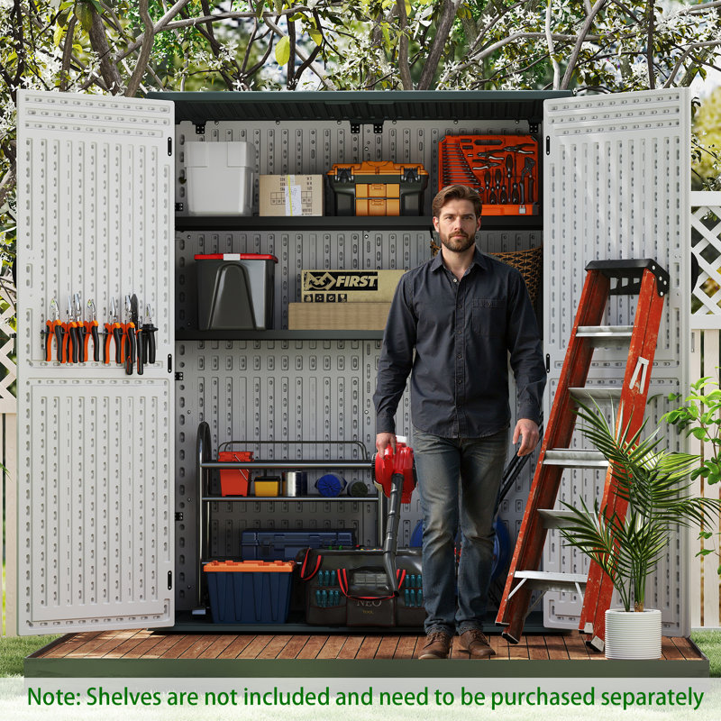 Remise de rangement verticale en résine EHHLY, remise à outils de jardin de 60 pieds cubes et rangement extérieur, armoire de rangement extérieure en plastique imperméable, remise de jardin extérieur de tondeuse à gazon de 5,6 x 2,3 pieds,