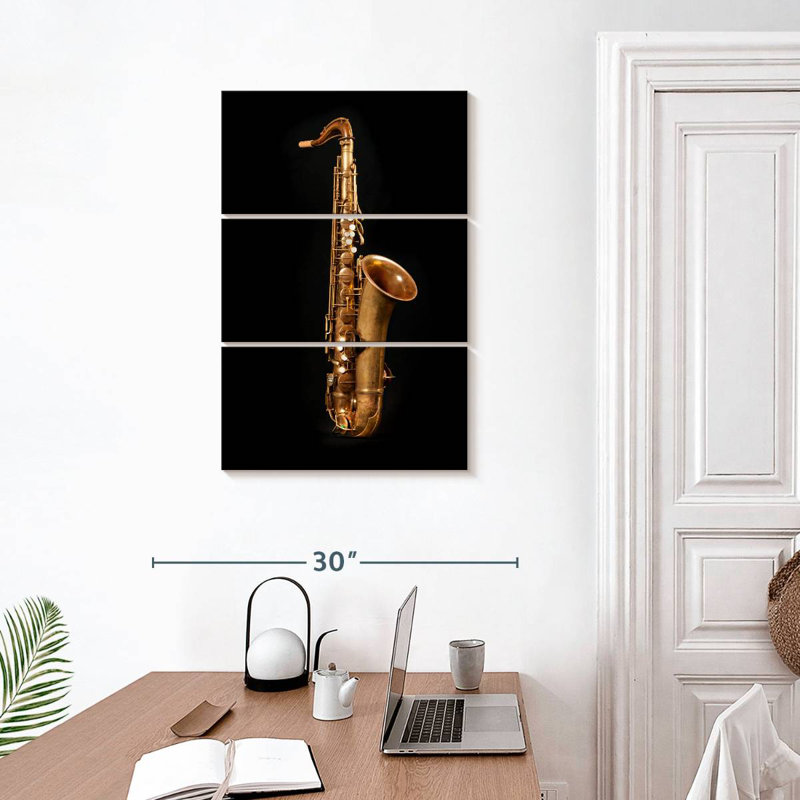 Saxophone laiton Abarca, H 32 po x l 20 po