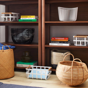 Organizational Decor