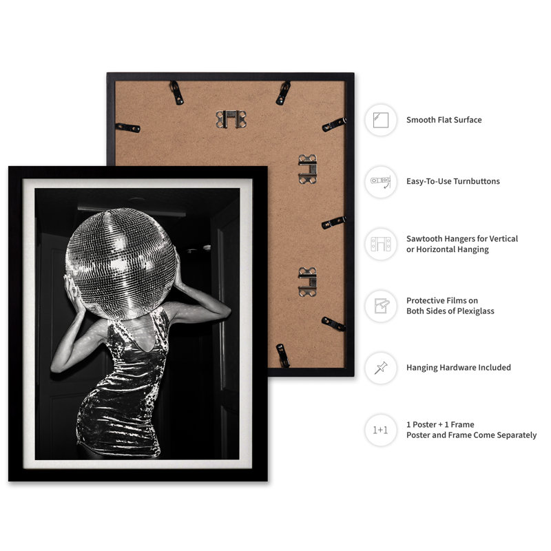 Tête de boule disco No1, H 18 po x l 24 po, Affiche, Black Framed