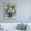 "Epic Graffiti" White Floral Vase "par Leslie Trimbach, art mural sur toile