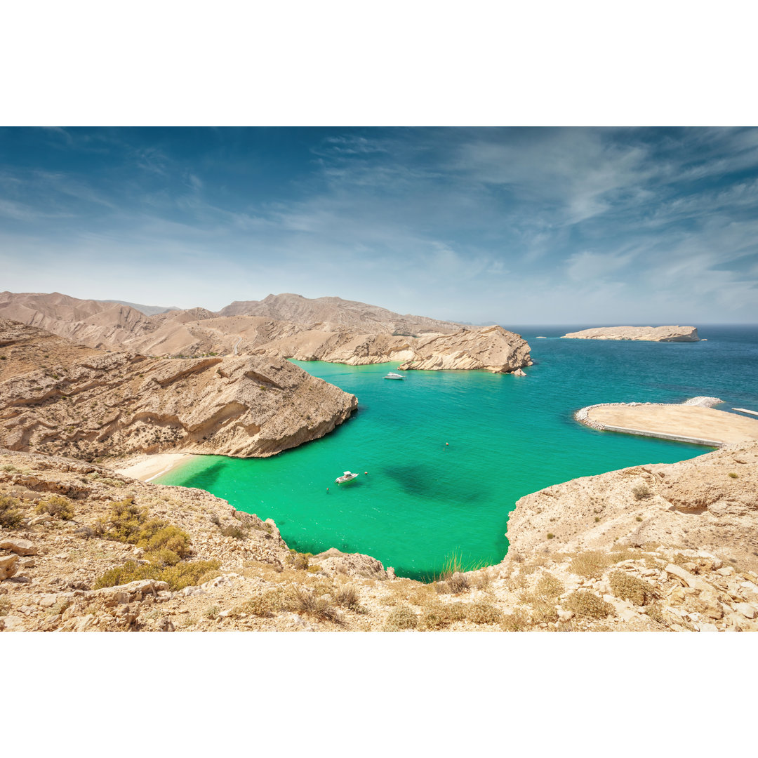 Kleiner versteckter Strand im Oman