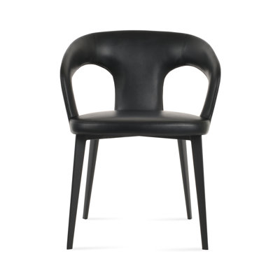 Chaise Daniels