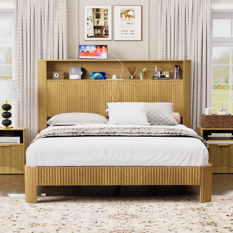 Lit plateforme avec rangement en bois massif Ashlie, Naturel, Grand lit