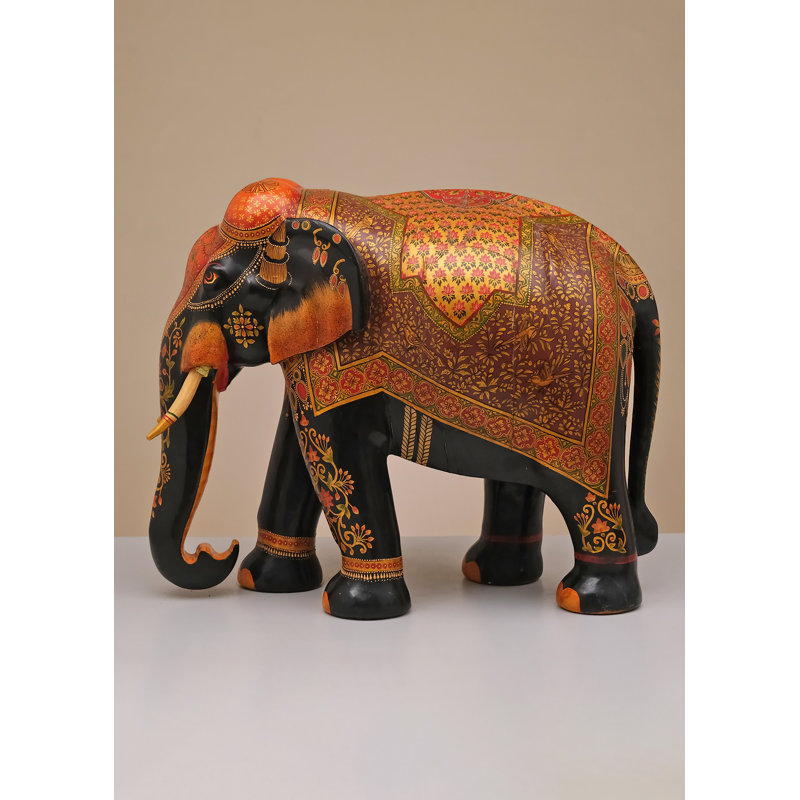 Grande pièce maîtresse d'éléphant