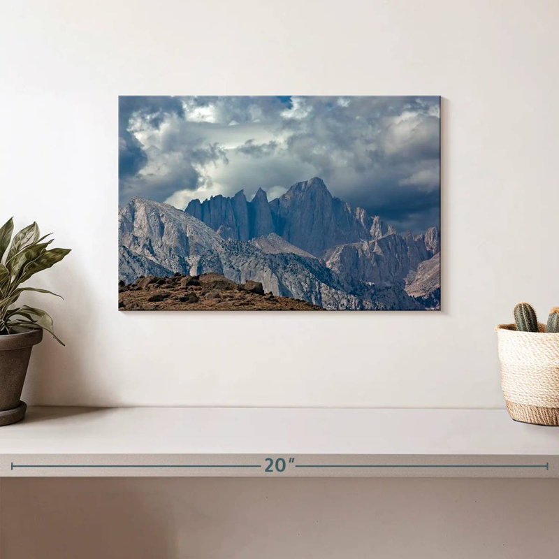 Majestic Mount Whitney, H 8 po x l 12 po