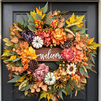 Couronne d'automne 24 po pivoine et hortensia avec citrouille, baies et panneau de bienvenue