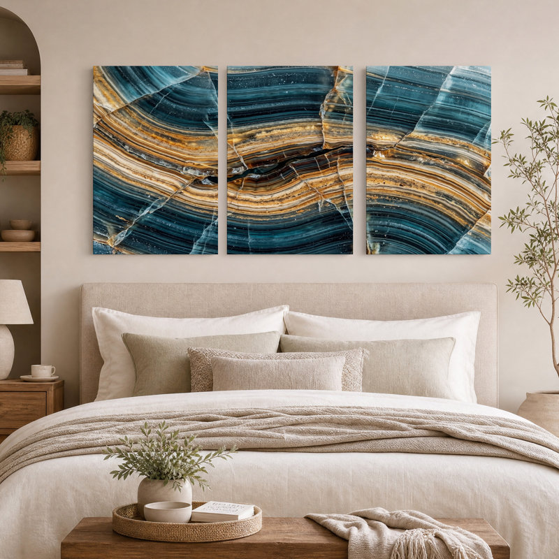 Ensemble de 3 tableaux sur toile représentant des sections transversales d'agate à bandes bleues et brunes