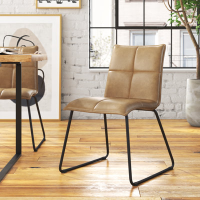 Chaise d'appoint rembourrée en similicuir Tarin