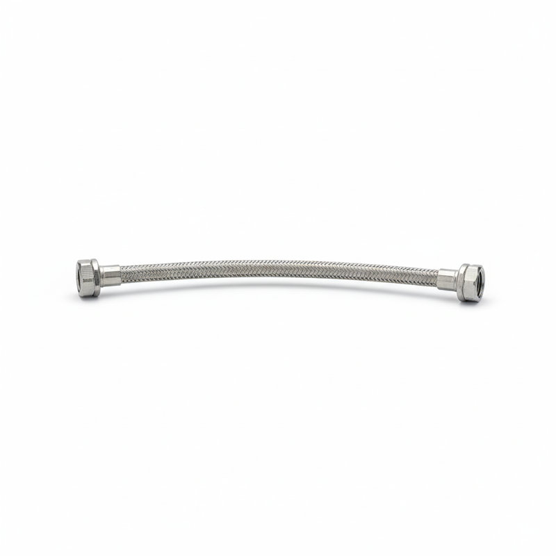 Tuyau flexible en acier inoxydable avec 12 po de long et 1/2 po de connexions IPS par Strom Living