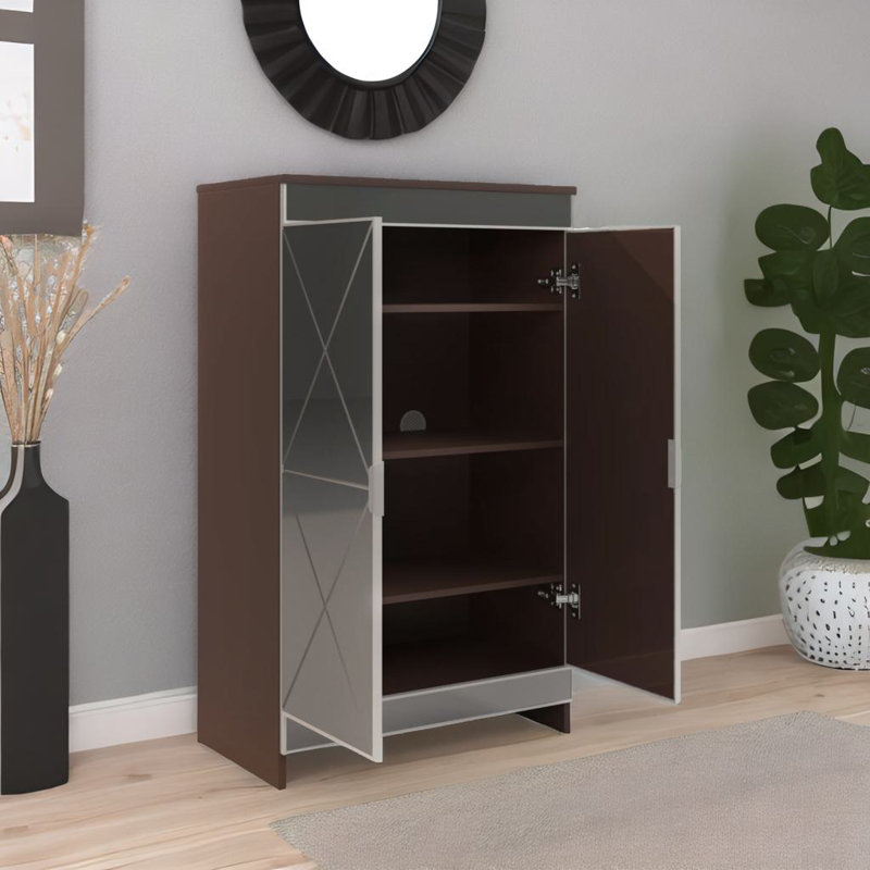 Mirrored Cabinet With Storage