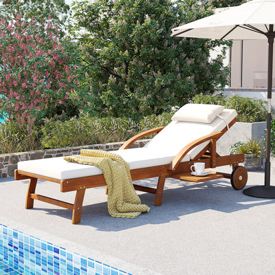 Méridienne d'extérieur réglable de 77,5 po U_Style - Structure en bois d'acacia avec coussins