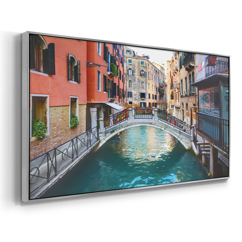 Canal de Venise - Toile tendue avec châssis tendue, prête à être accrochée, H 21 po x l 41 po, Argent argent