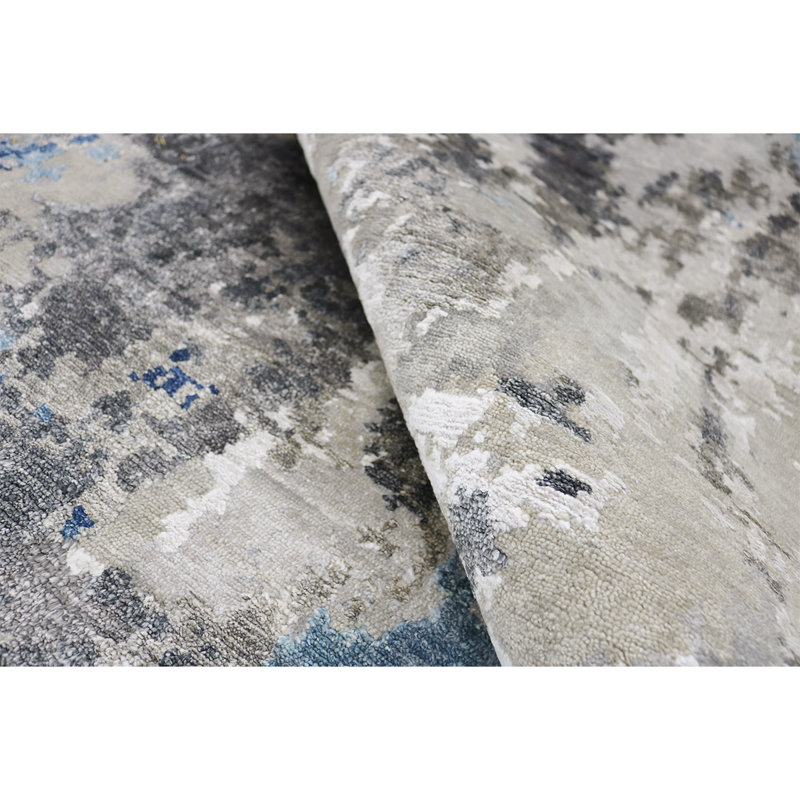 Abstract Area Rug, Rectangle 2' x 3' Incorrect