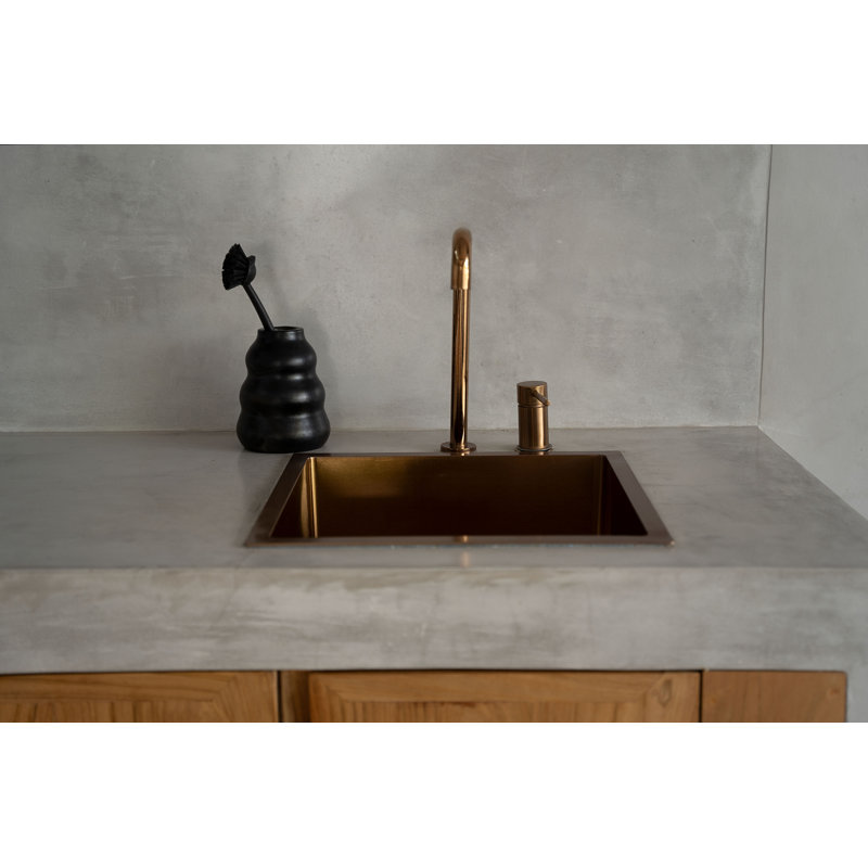 Thorne Terracotta Table Vase