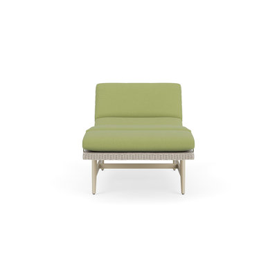 Cascade Chaise