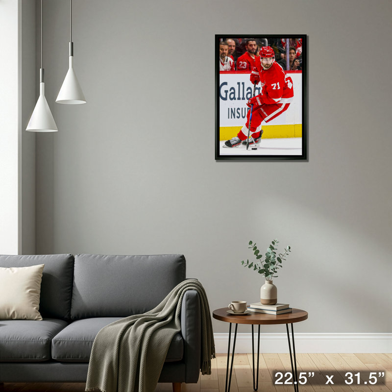 Dylan Larkin, toile encadrée 20 x 29, Detroit Red Wings