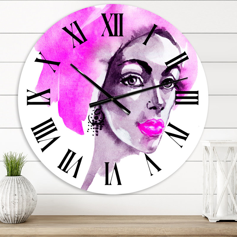 Afro American Woman Fashion Portrait - horloge murale moderne, Moyenne