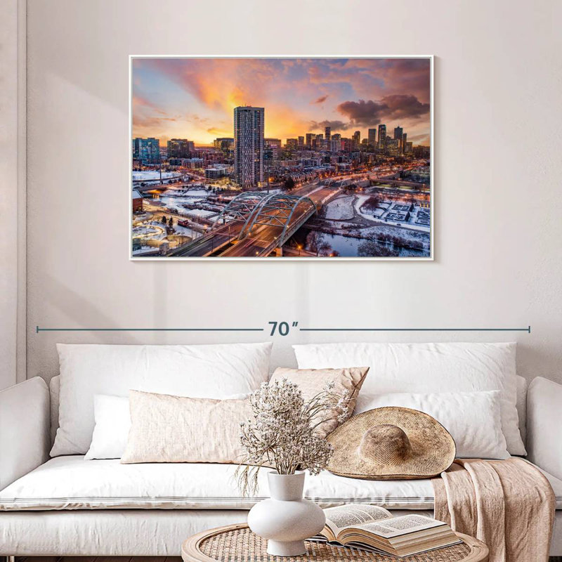 Coucher de soleil d'hiver à Denver, Cadre flottant blanc, 43 po x 29 po