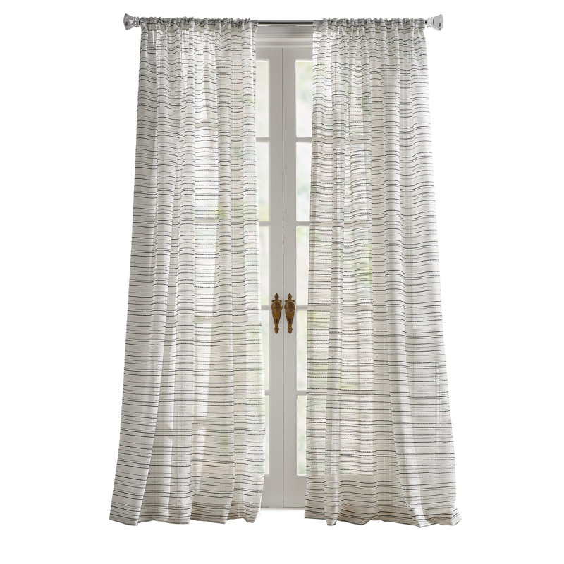 Paire de rideaux transparents Thea Boucle, L 50 po x L 95 po