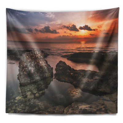 Tapisserie «Beach Rough Coast» avec ruines antiques