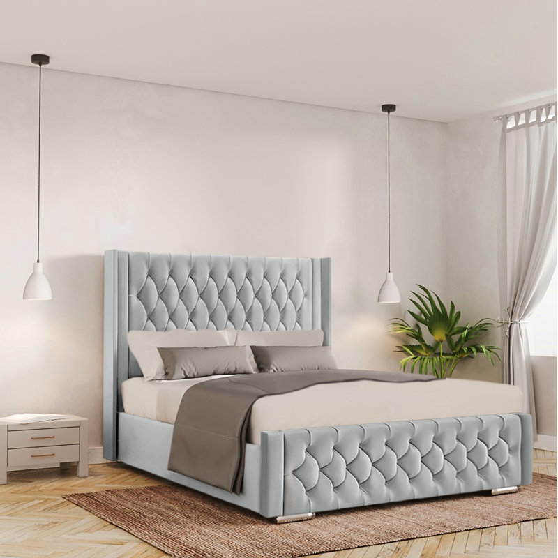 Barrientez Upholstered Ottoman Storage Bed, Kingsize (5'), Light Silver