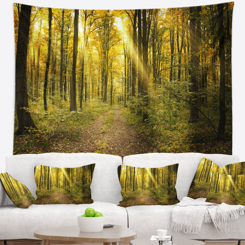 Coucher de soleil sur la tapisserie de la forêt d'automne verte, H 32 po x l 39 po