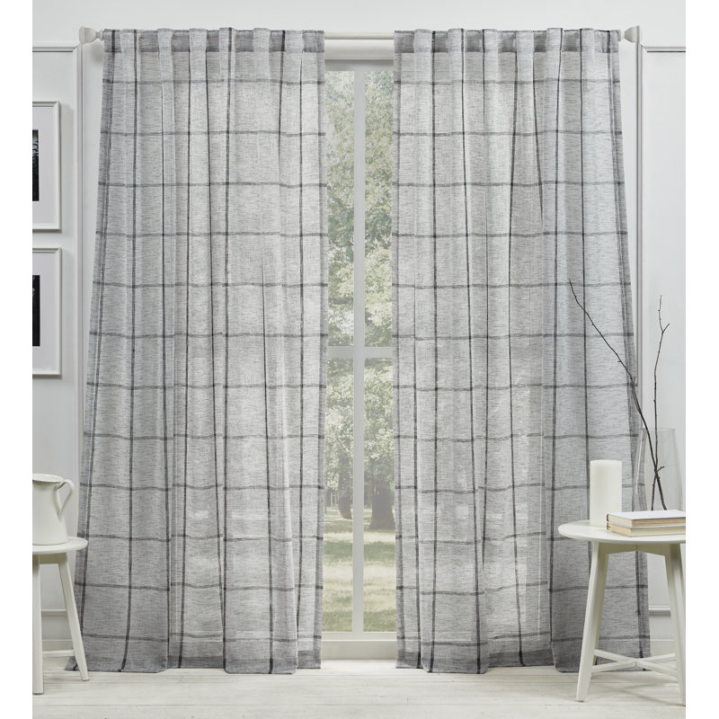 Panneau de rideau transparent avec passe-tringle Lauren Ralph Lauren, Noir, 54 po x 84 po